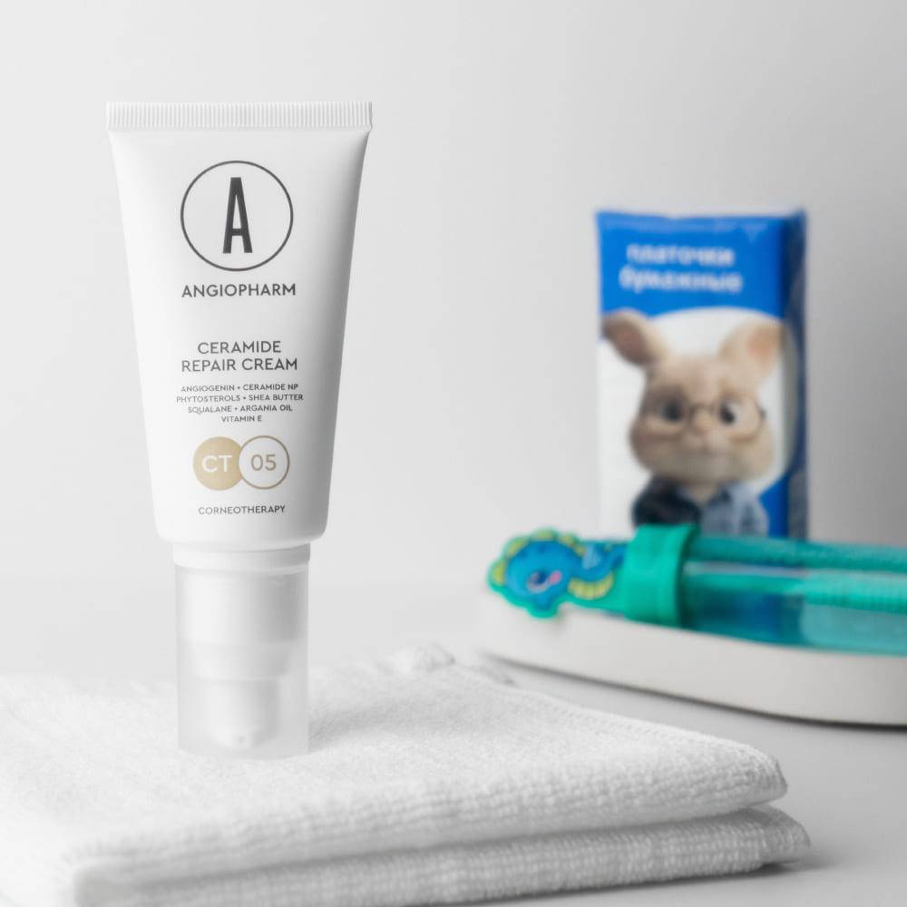 Восстанавливающий крем с церамидами Angiopharm